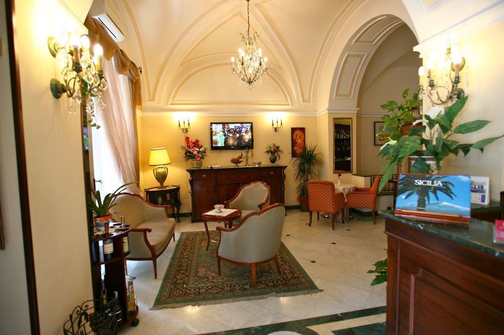 Hotel Centrum Catania Exterior foto